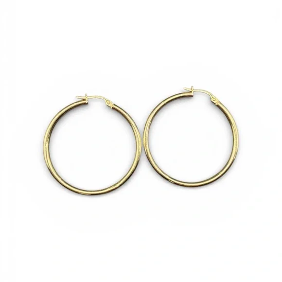 Elegant Gold Hoop Earrings